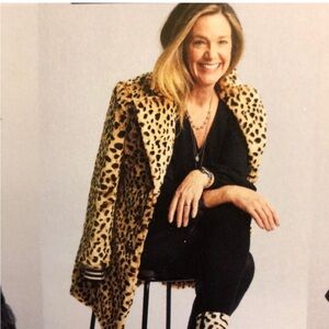 Cabi Faux Fur Coat Size Medium NWOT